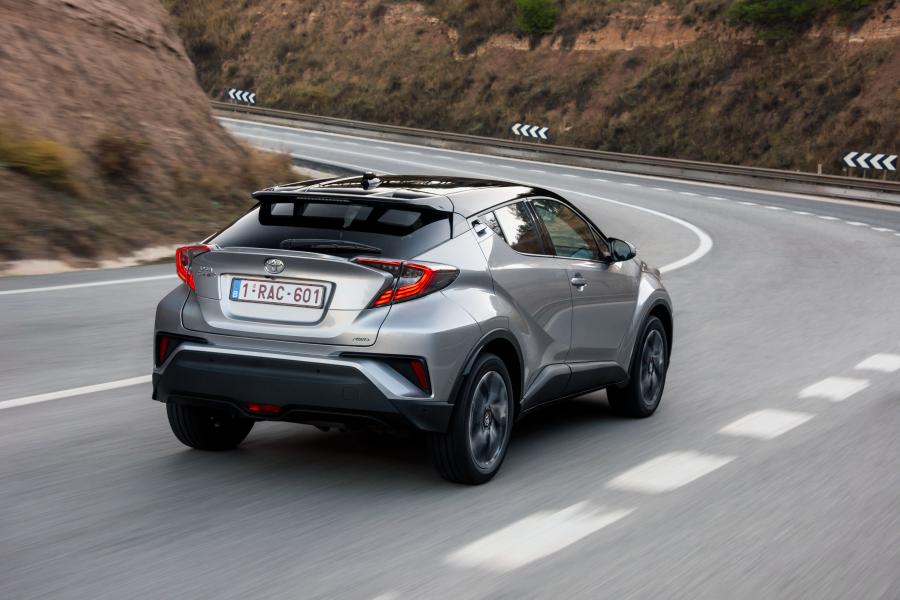  Toyota C-HR 2016 года  (WW) (фото 4 из 53)